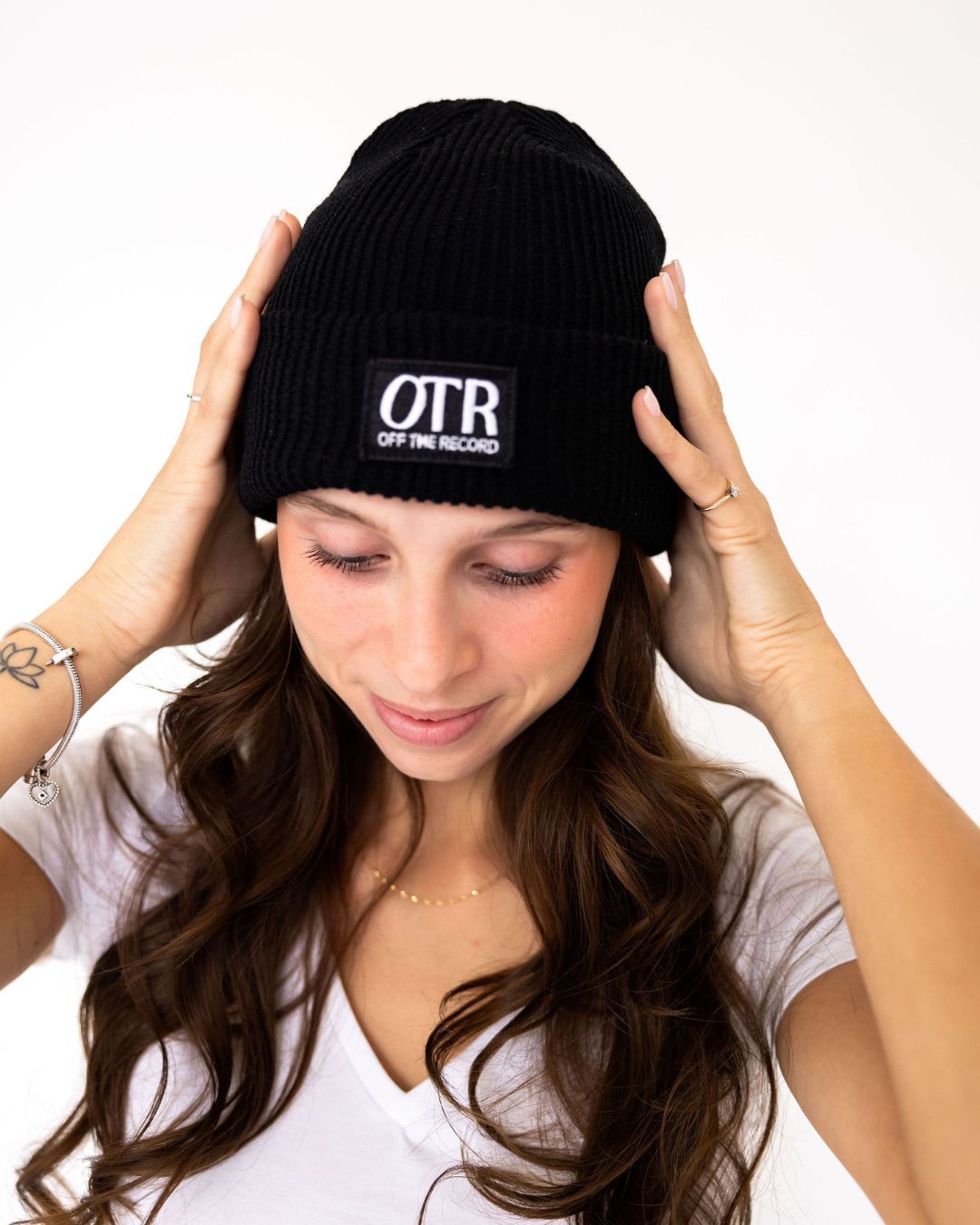 OTR KNIT BEANIE